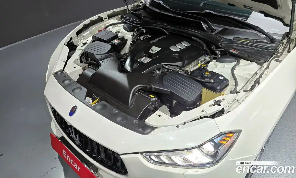 Maserati Ghibli 2015 3.0 гидро в Москве № 304564, фото 6