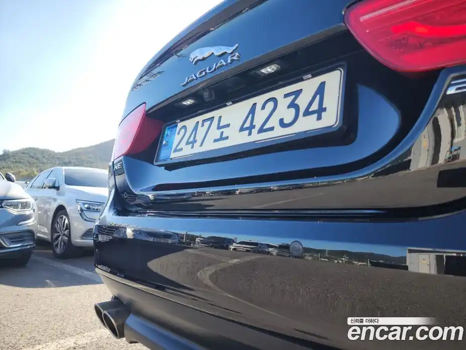 Jaguar XE 2017 2.0 гидро в Москве № 305190, фото 20