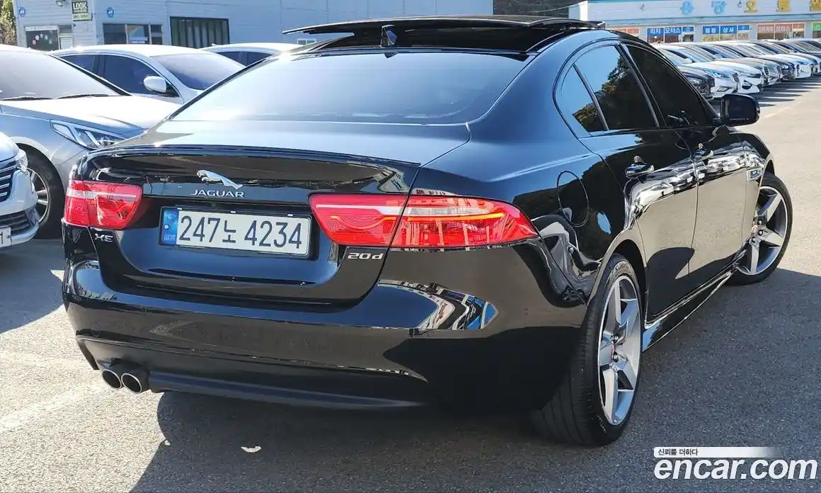 Jaguar XE 2017 2.0 гидро в Москве № 305190, фото 3