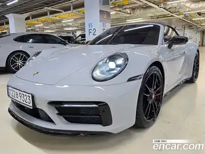 Porsche 911, 2023