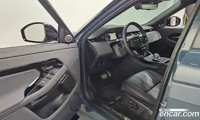 Land Rover Range-Rover Evoque 2025 2.0 гидро в Москве № 327868, миниатюра 11