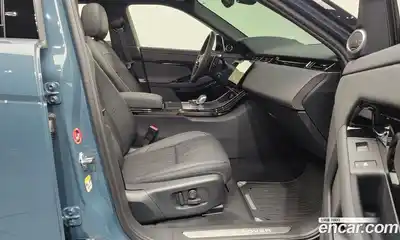 Land Rover Range-Rover Evoque 2025 2.0 гидро в Москве № 327868, миниатюра 3