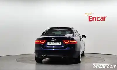 Jaguar XE 2017 2.0 гидро в Москве № 335845, миниатюра 4