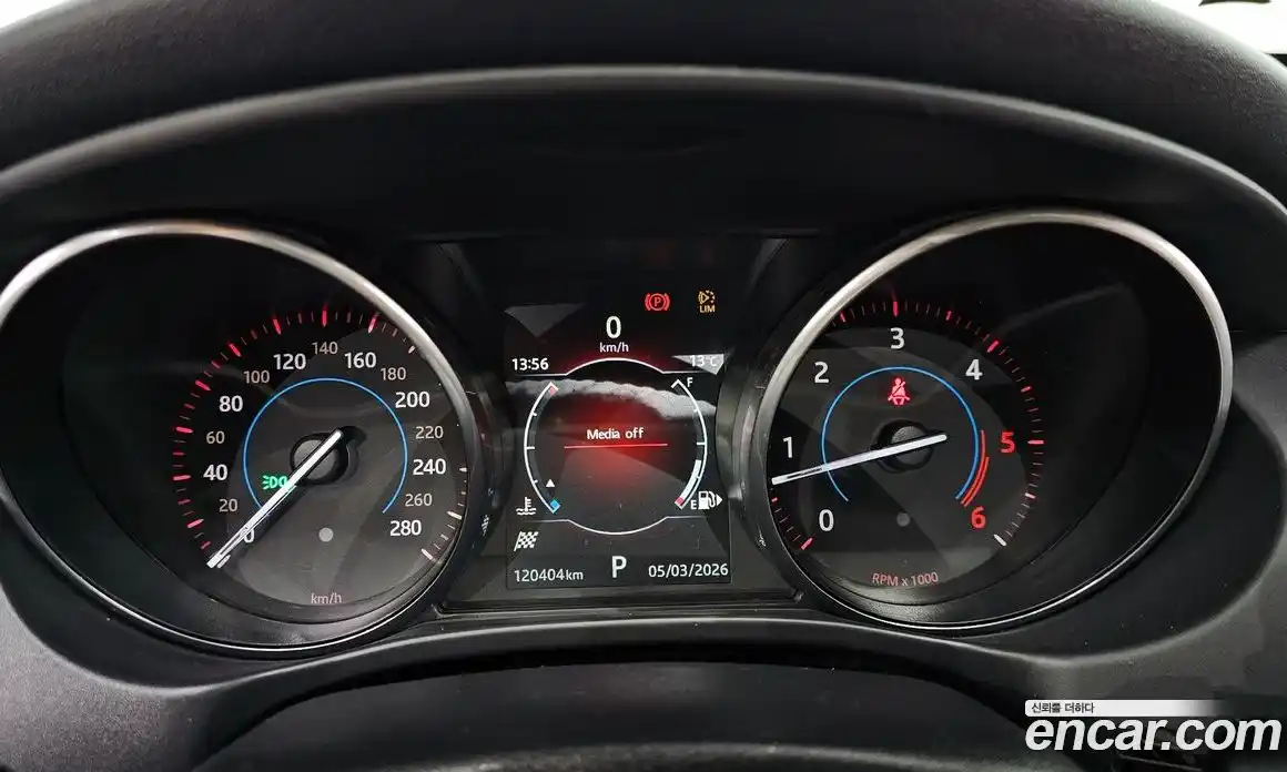 Jaguar XE 2017 2.0 гидро в Москве № 335845, фото 8