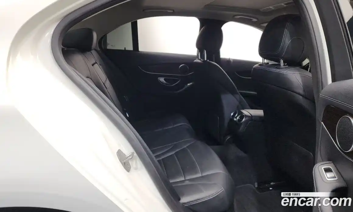 Mercedes-Benz C-Class 2018 2.0 гидро в Москве № 342876, фото 12