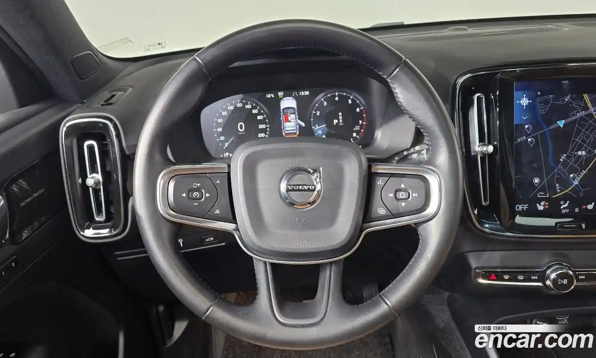Volvo XC40 2019 2.0 гидро в Москве № 373772, фото 12