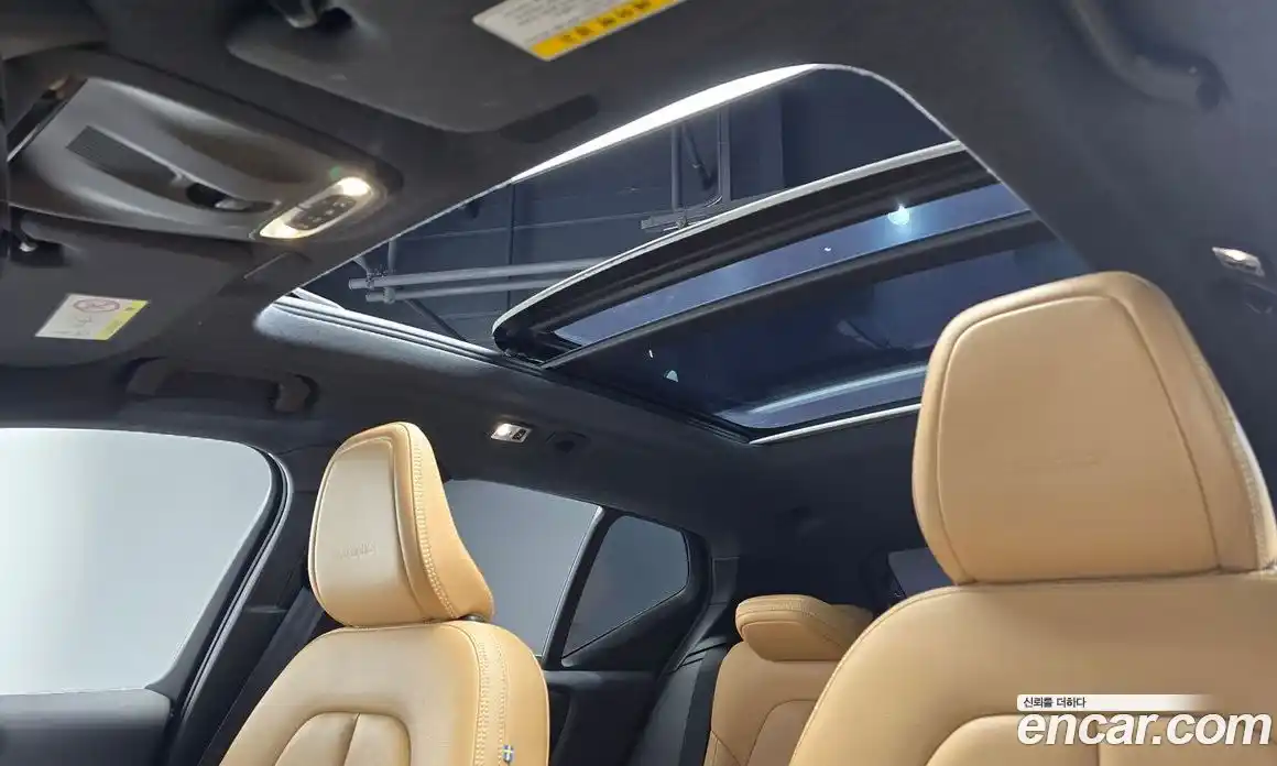 Volvo XC40 2019 2.0 гидро в Москве № 373772, фото 18