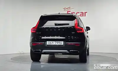 Volvo XC40 2019 2.0 гидро в Москве № 373772, миниатюра 3