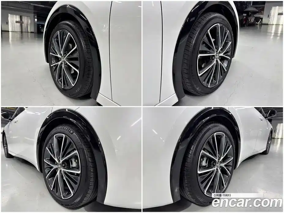 Toyota Prius 2024 2.0 гидро в Москве № 383880, фото 8