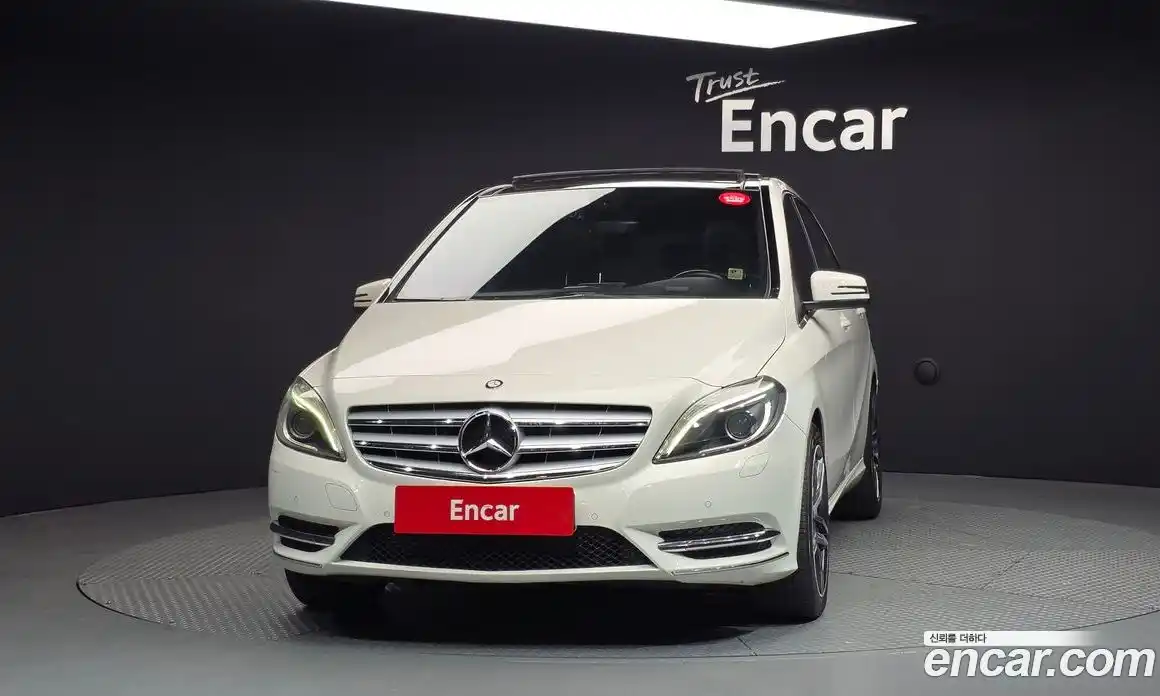 Mercedes-Benz B-Class 2014 1.8 гидро в Москве № 390901, фото 3