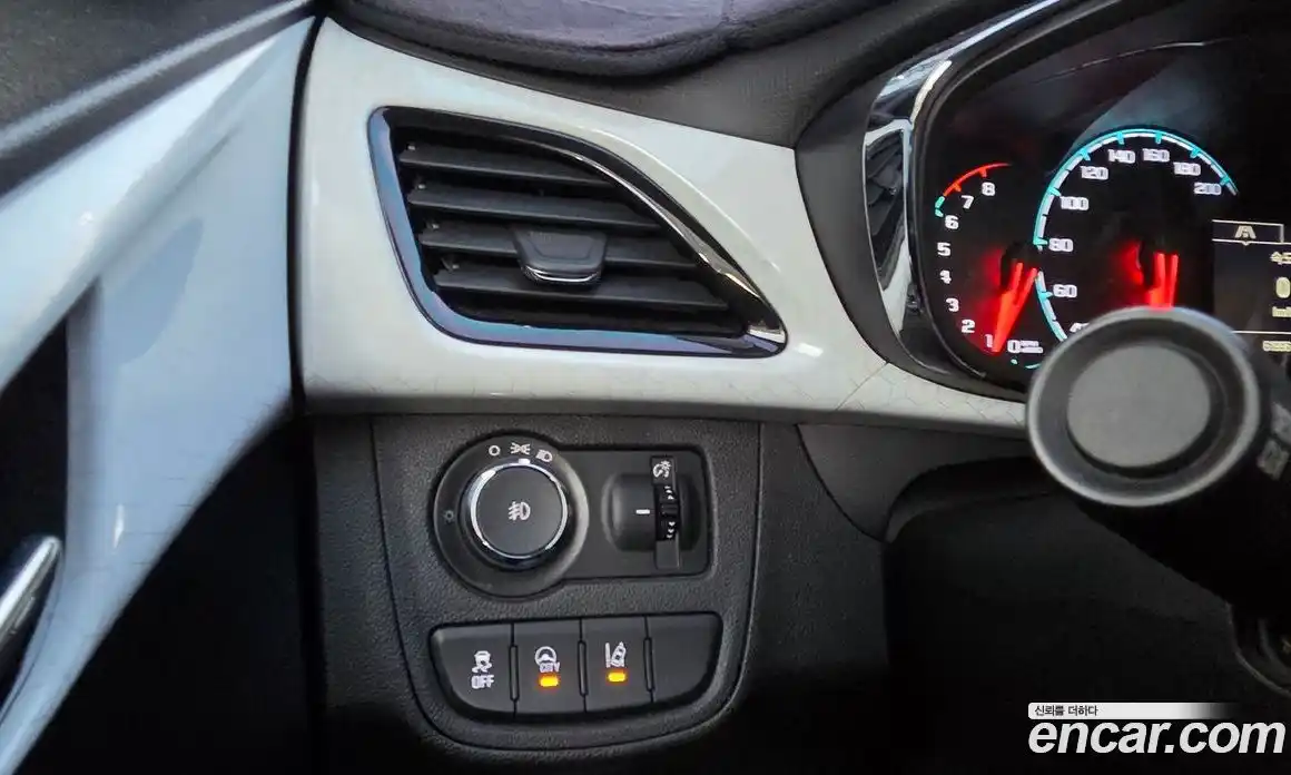 Chevrolet Spark 2015 1.0 гидро в Москве, фото 16