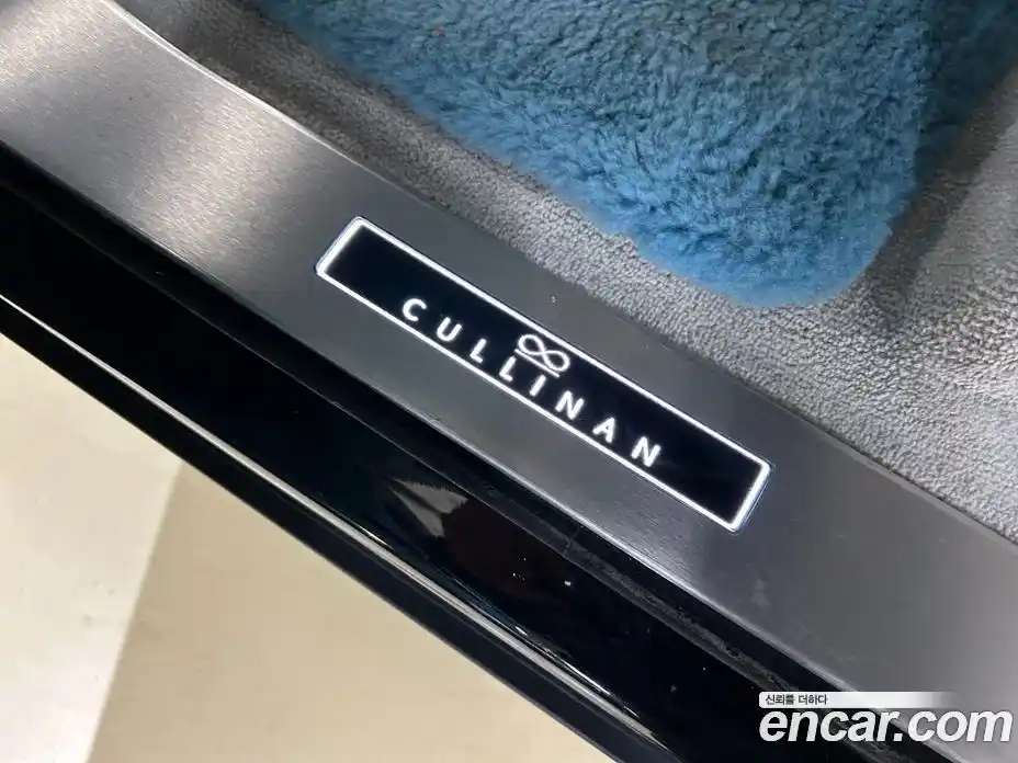 Rolls-Royce Cullinan 2023 6.7 гидро в Москве № 407325, фото 14