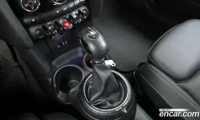 Mini Cooper 2015 1.5 гидро в Москве № 471970, миниатюра 9