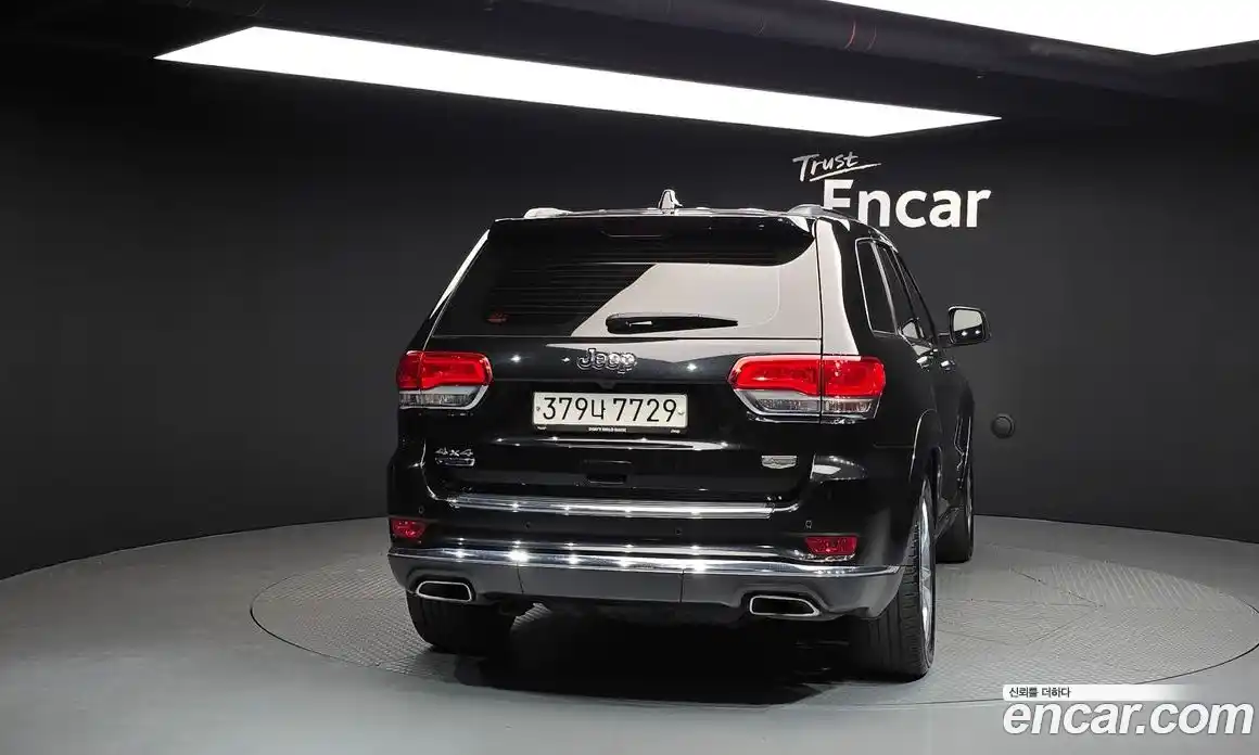 Jeep Cherokee 2016 3.0 гидро в Москве № 472803, фото 4