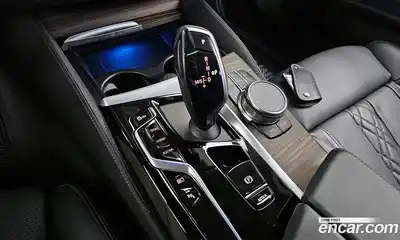 BMW 5-Series 2022 2.0 гидро в Москве № 538965, миниатюра 9