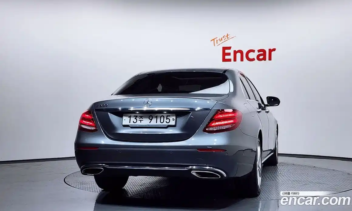 Mercedes-Benz E-Class 2018 2.0 гидро в Москве № 542246, фото 4