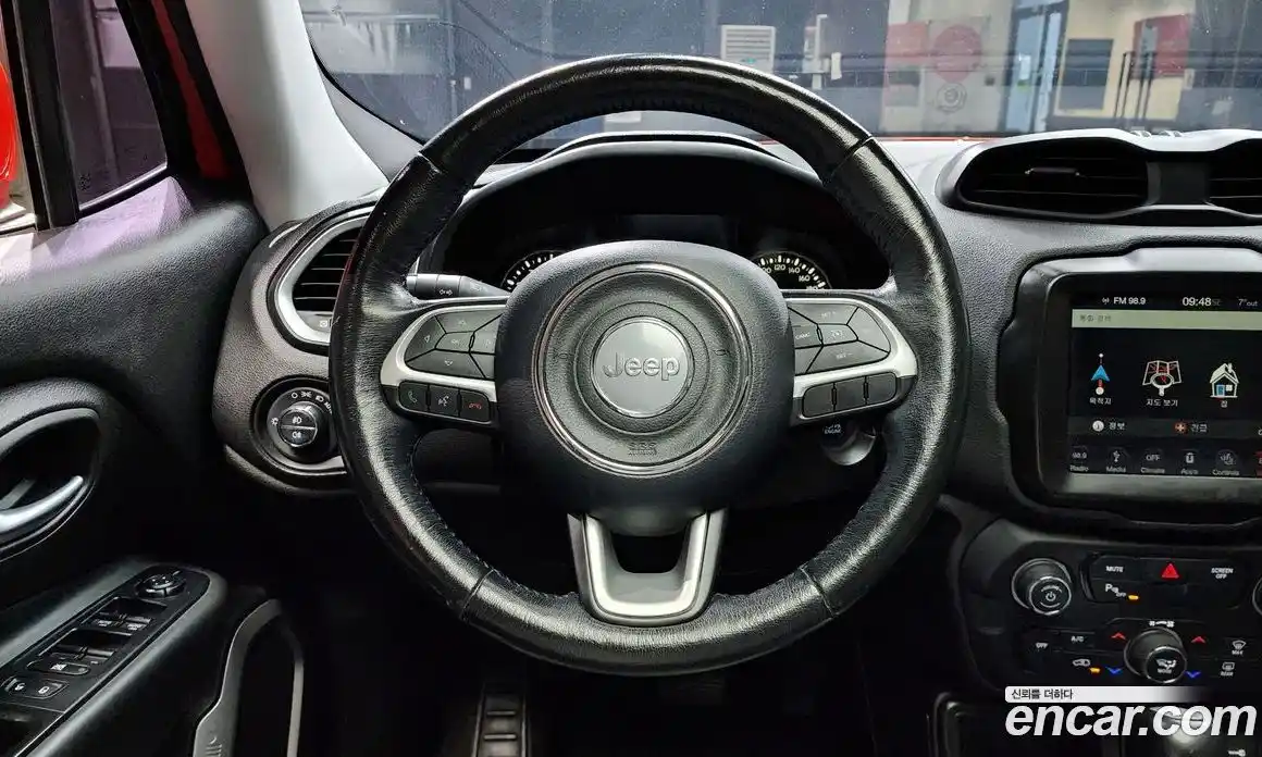 Jeep Renegade 2018 2.4 гидро в Москве № 609709, фото 14