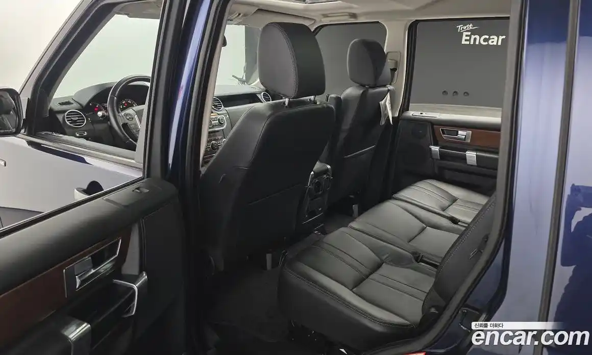 Land Rover Discovery 2015 3.0 гидро в Москве № 724423, фото 11