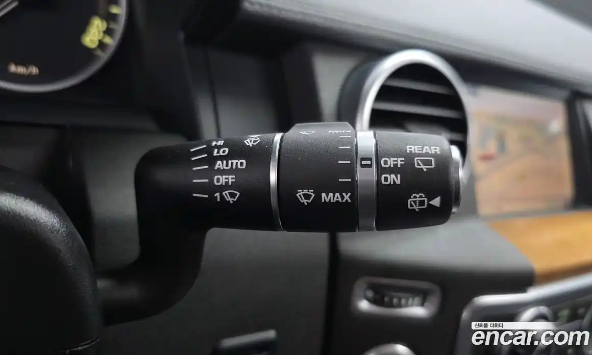 Land Rover Discovery 2015 3.0 гидро в Москве № 724423, фото 16