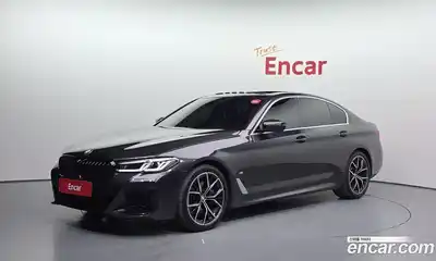 BMW 5-Series, 2022