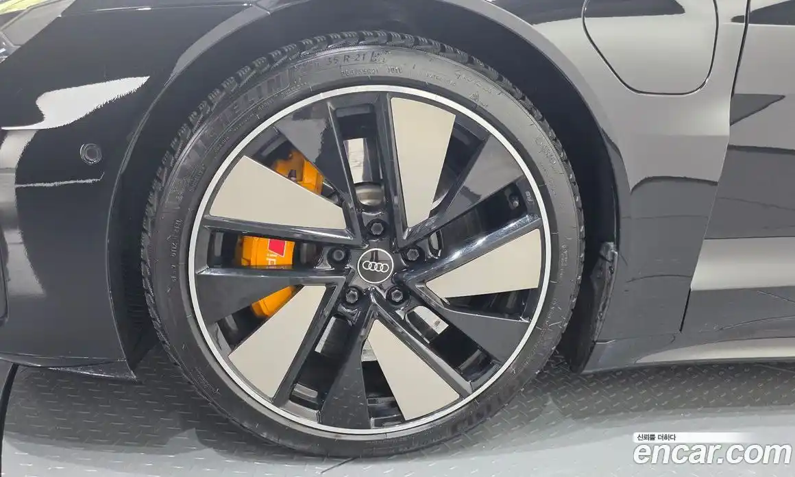 Audi e-tron GT 2021 0.1 гидро в Москве № 764918, фото 4