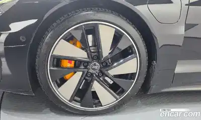 Audi e-tron GT 2021 0.1 гидро в Москве № 764918, миниатюра 4