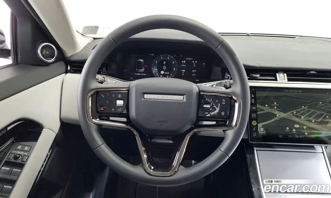 Land Rover Range-Rover Evoque 2024 2.0 гидро в Москве № 765954, фото 13