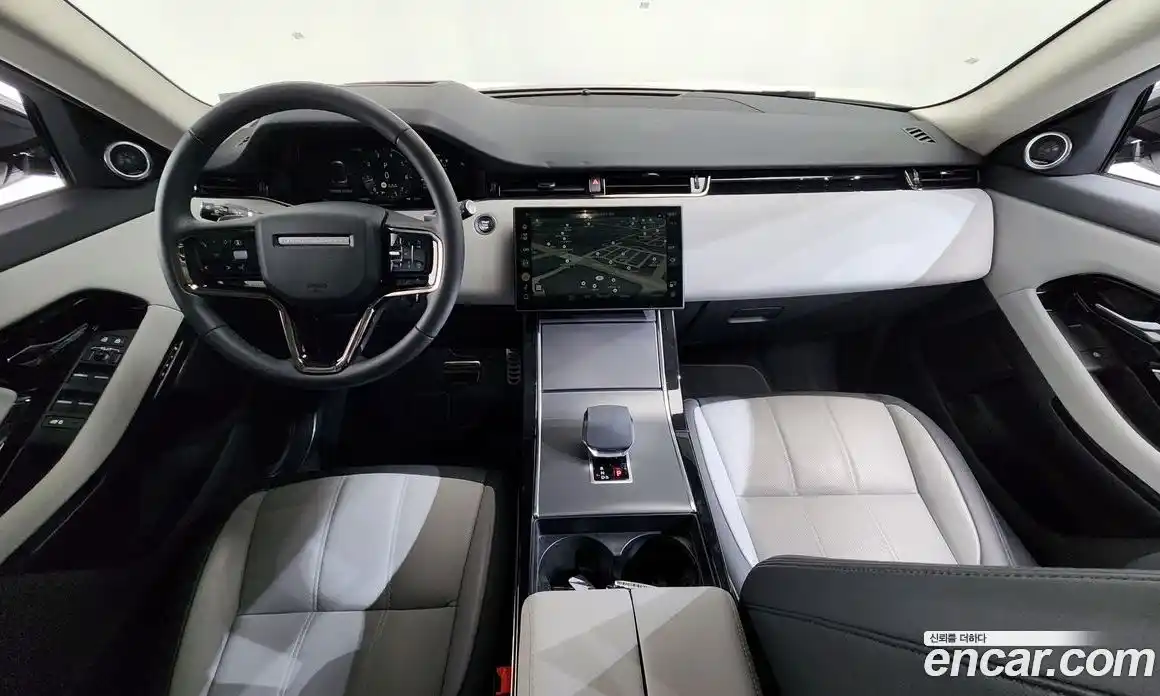Land Rover Range-Rover Evoque 2024 2.0 гидро в Москве № 765954, фото 7