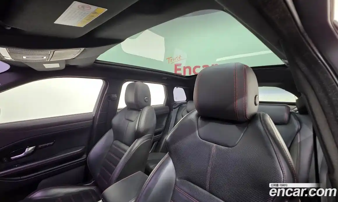 Land Rover Range-Rover Evoque 2017 2.0 гидро в Москве № 766077, фото 12