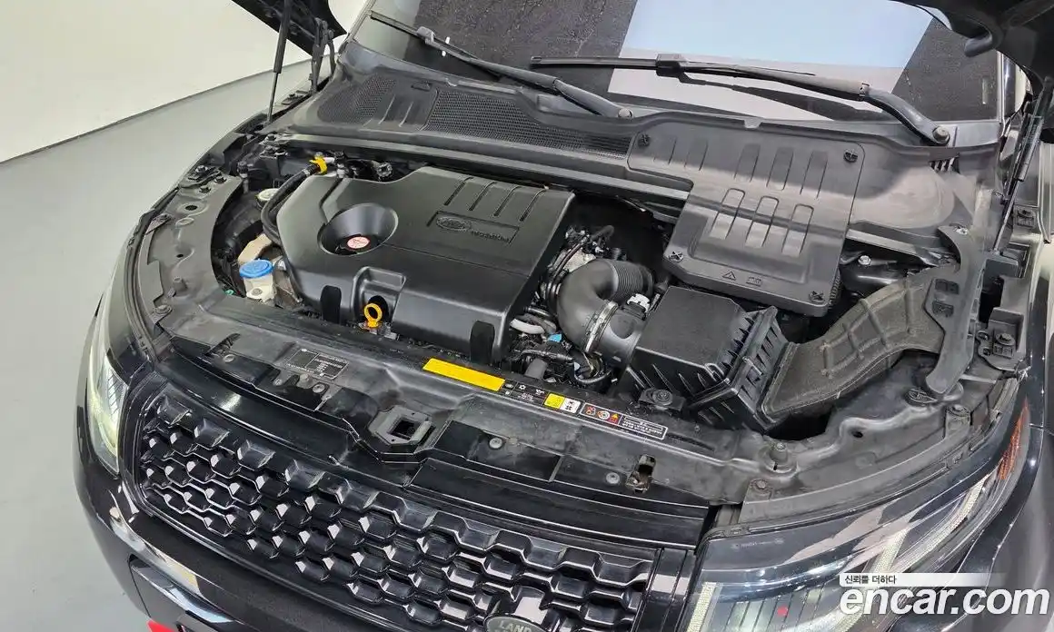 Land Rover Range-Rover Evoque 2017 2.0 гидро в Москве № 766077, фото 6