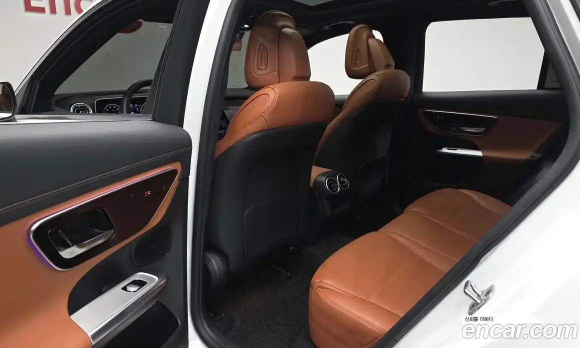 Mercedes-Benz GLC-Class 2024 2.0 гидро в Москве, фото 10