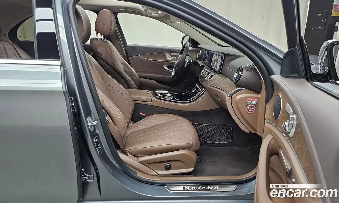 Mercedes-Benz E-Class 2017 2.0 гидро в Москве № 800966, фото 11