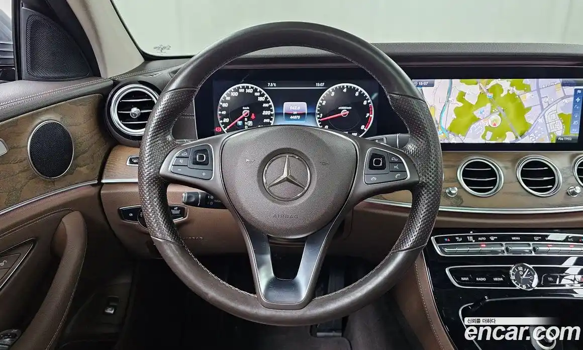Mercedes-Benz E-Class 2017 2.0 гидро в Москве № 800966, фото 13