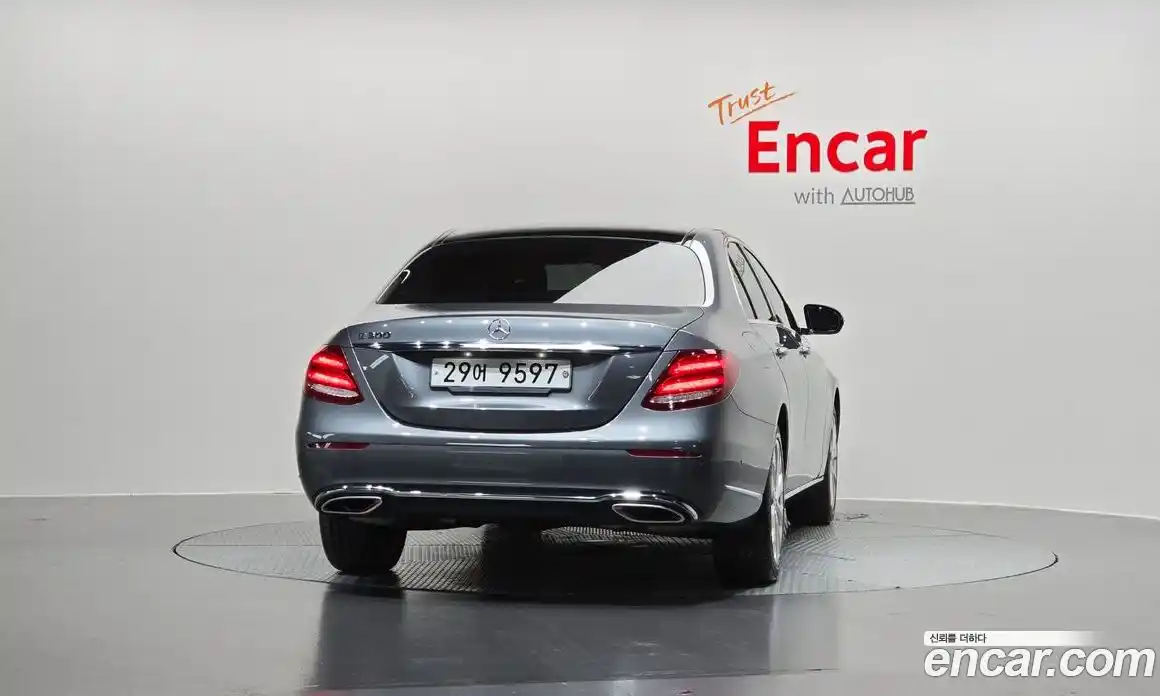 Mercedes-Benz E-Class 2017 2.0 гидро в Москве № 800966, фото 4