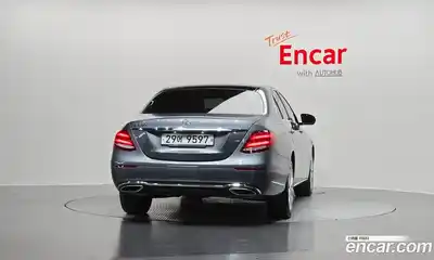 Mercedes-Benz E-Class 2017 2.0 гидро в Москве № 800966, миниатюра 4