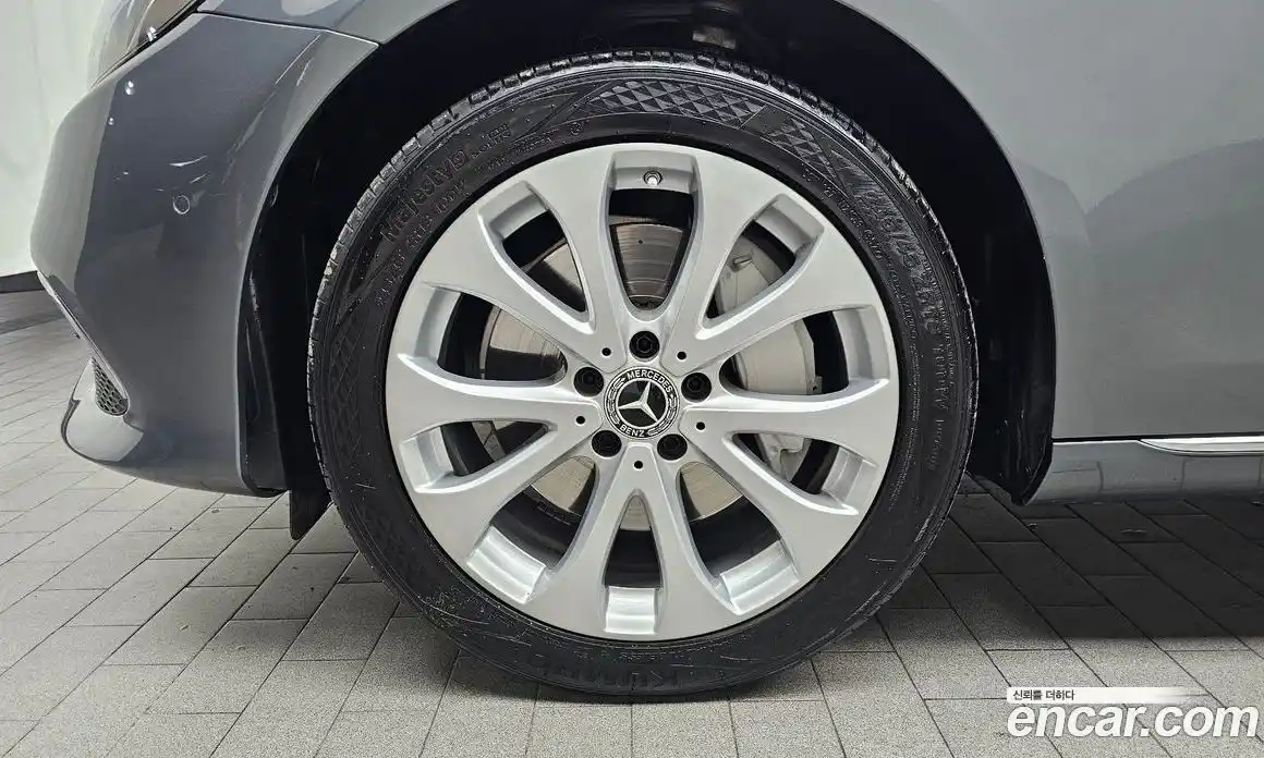 Mercedes-Benz E-Class 2017 2.0 гидро в Москве № 800966, фото 5