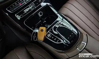 Mercedes-Benz E-Class 2017 2.0 гидро в Москве № 800966, миниатюра 9