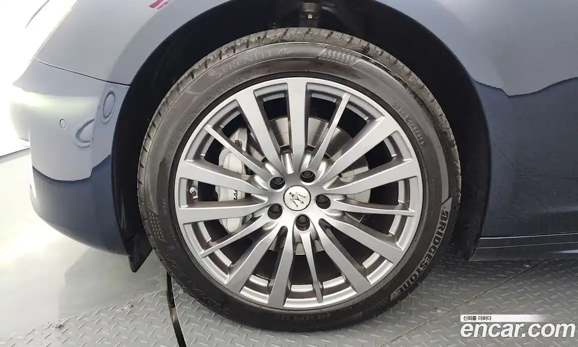 Maserati Ghibli 2022 2.0 гидро в Москве № 803282, фото 5