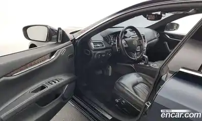 Maserati Ghibli 2022 2.0 гидро в Москве № 803282, миниатюра 10