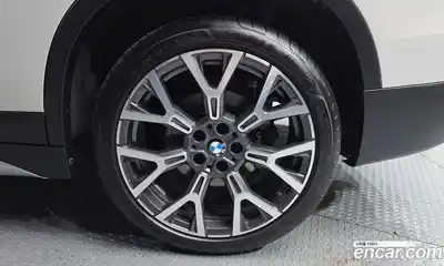 BMW X1 2022 2.0 гидро в Москве № 821515, миниатюра 4