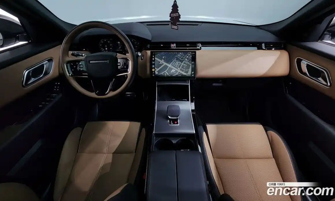 Land Rover Range-Rover Velar 2025 3.0 гидро в Москве № 824631, фото 6
