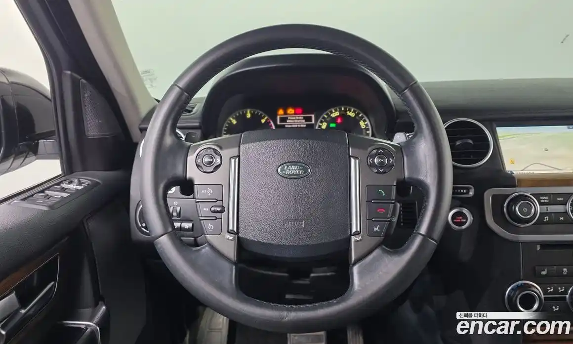 Land Rover Discovery 2016 3.0 гидро в Москве № 825053, фото 16
