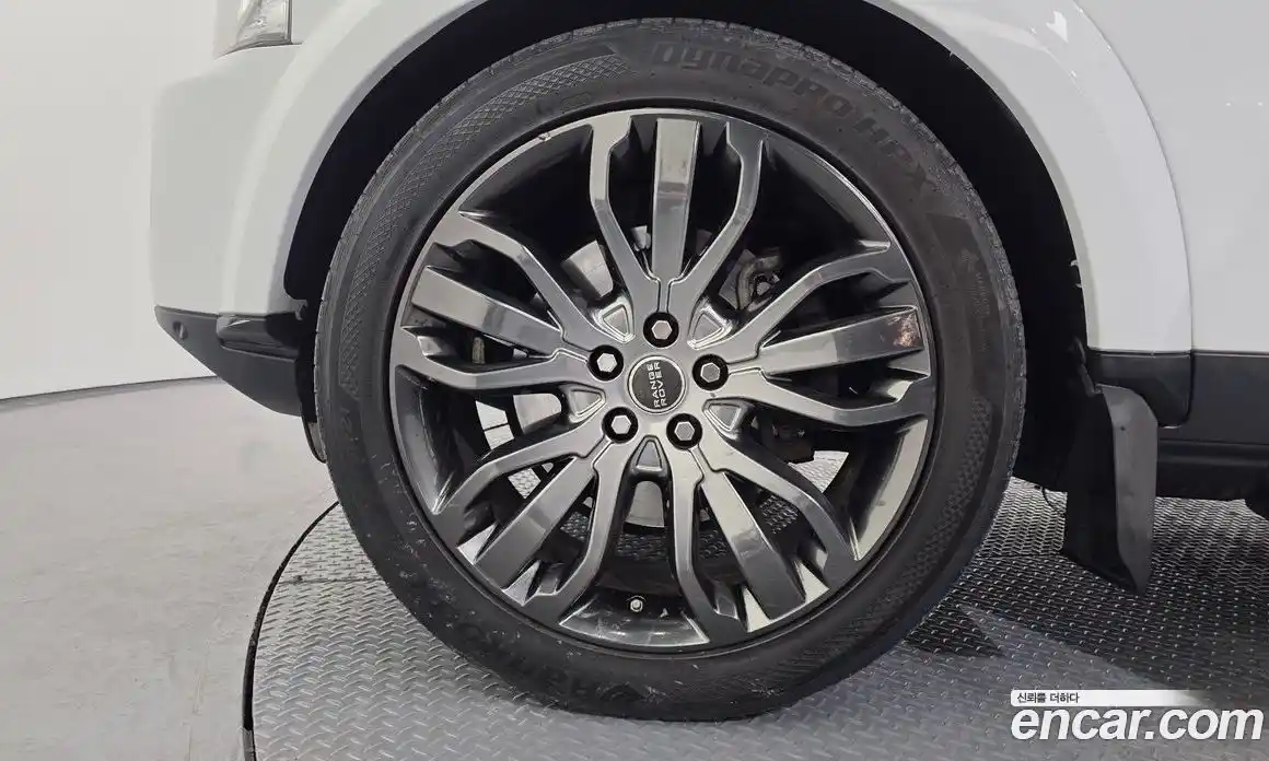 Land Rover Discovery 2016 3.0 гидро в Москве № 825053, фото 5