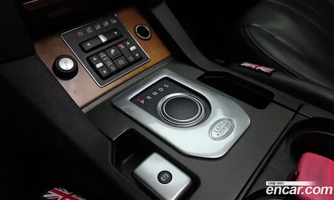 Land Rover Discovery 2016 3.0 гидро в Москве № 825053, фото 9