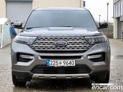 Ford Explorer, 2021
