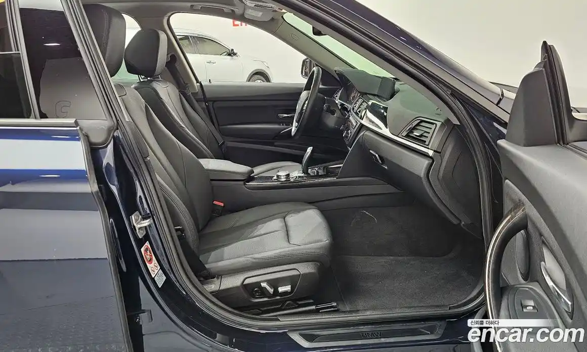BMW 3-Series 2016 2.0 гидро в Москве № 858706, фото 11