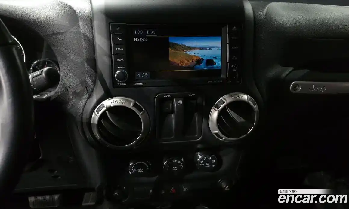 Jeep Wrangler 2017 3.6 гидро в Москве № 896551, фото 16