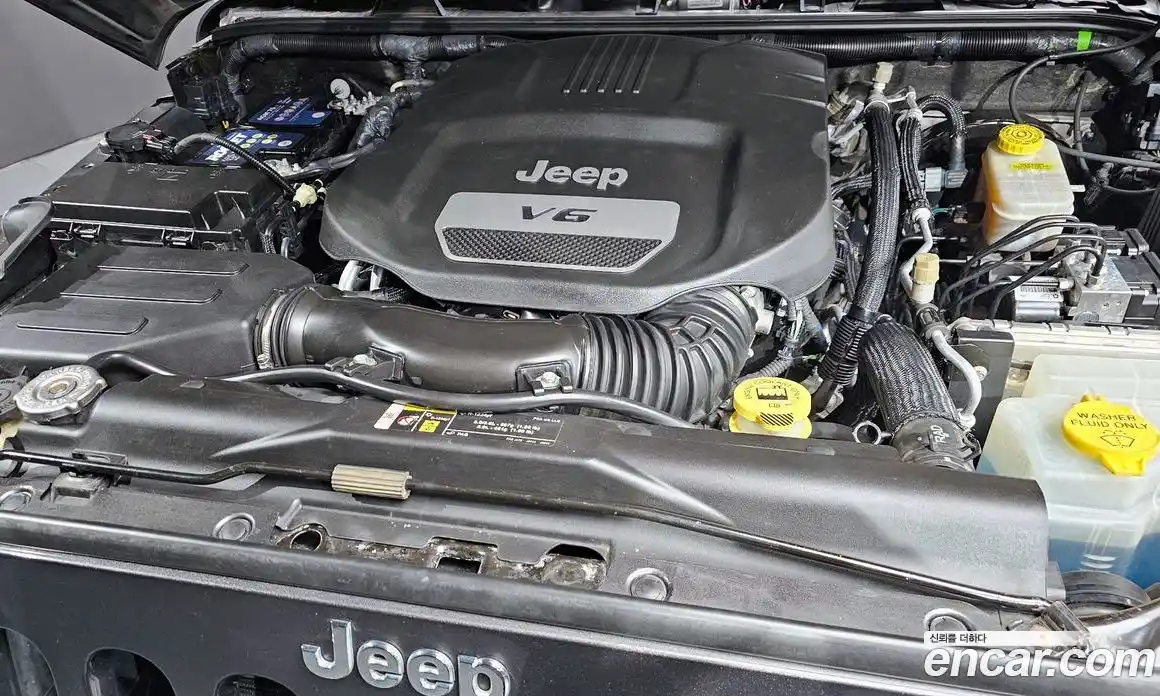 Jeep Wrangler 2017 3.6 гидро в Москве № 896551, фото 6