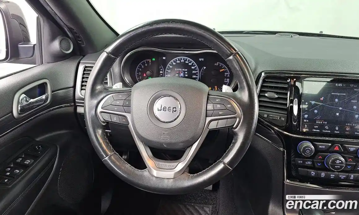Jeep Cherokee 2020 3.6 гидро в Москве № 896602, фото 13