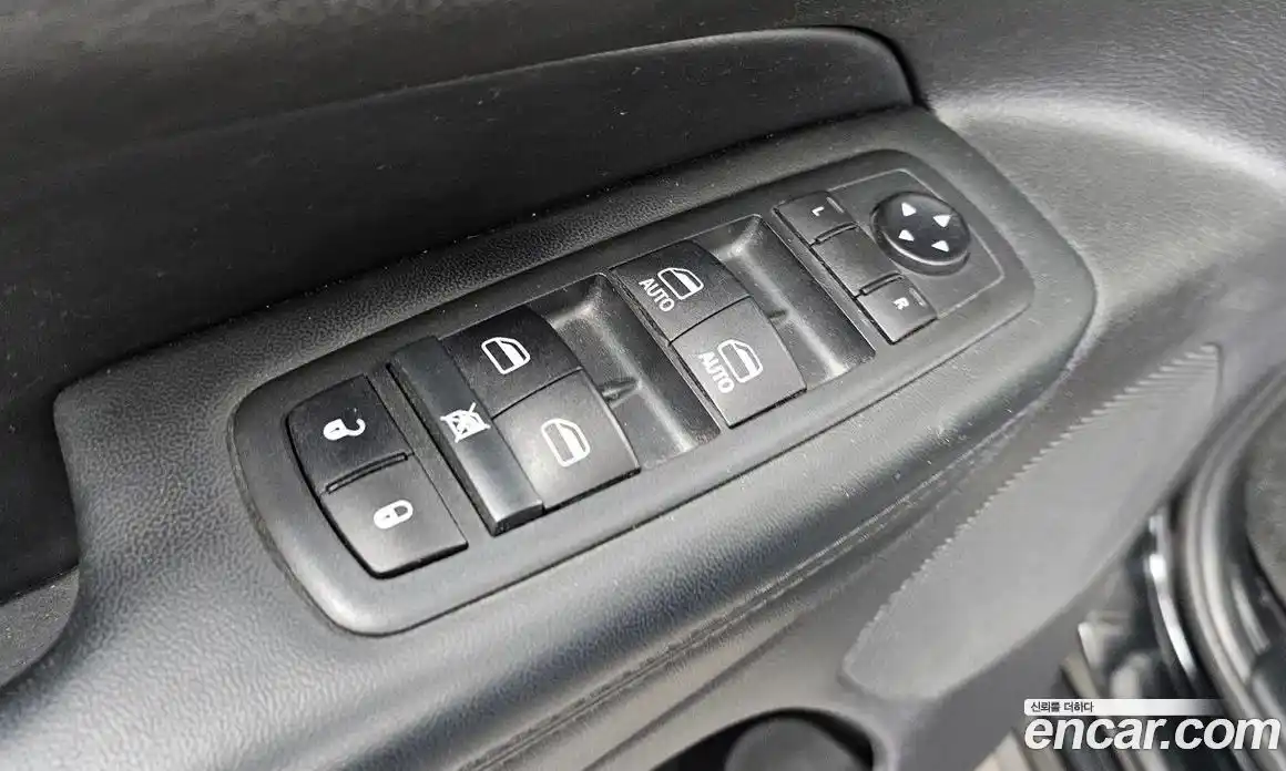 Jeep Cherokee 2020 3.6 гидро в Москве № 896602, фото 19